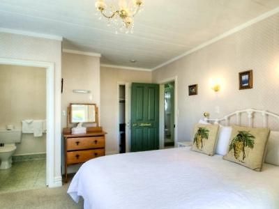 Mon Logis Hotel Napier Exterior photo
